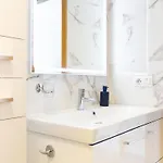 Moderno Junto Al Mar Con Balcon, Aparcamiento Y Wi-fi - Es-279-11 Apartman